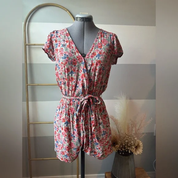 American Eagle Outfitters Floral Print Romper - Picture 1 of 6